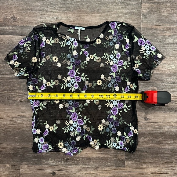 Floral Black Lace Mesh Top - Picture 2 of 4